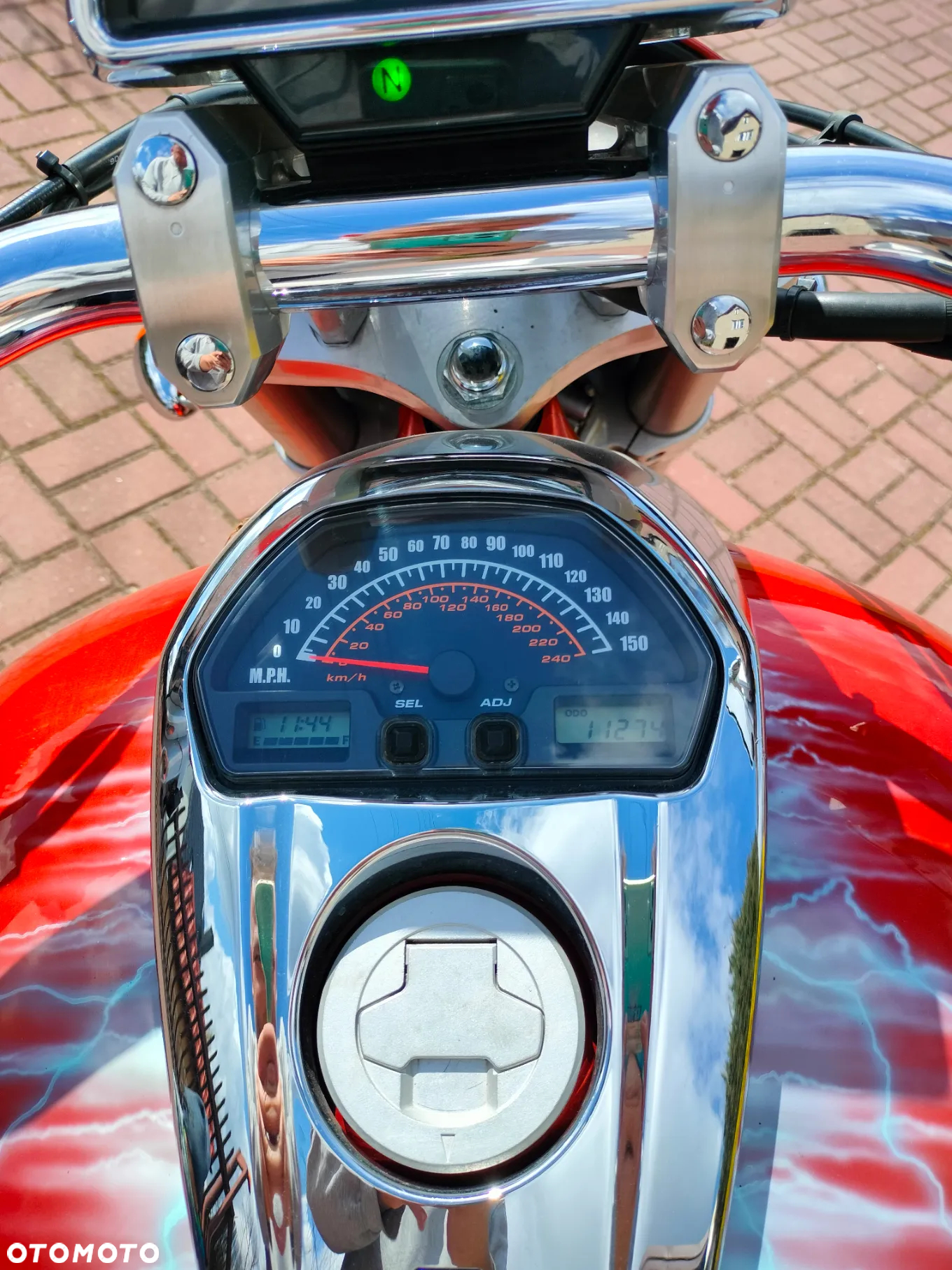 Suzuki Boulevard - 12