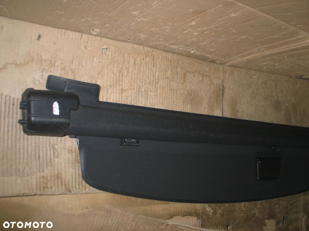 roleta bagaznika vw golf 4 bora 98-04r 1J9867871 czarna oryginal - 6