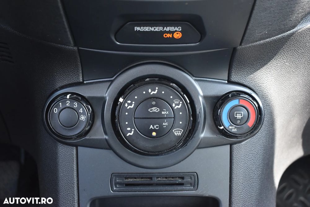 FORD Fiesta 2013 — imagine 11