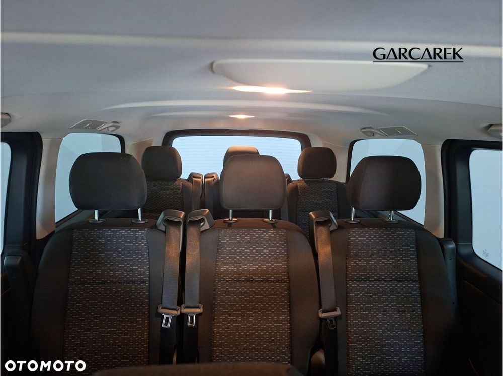 Mercedes-Benz Vito - 21