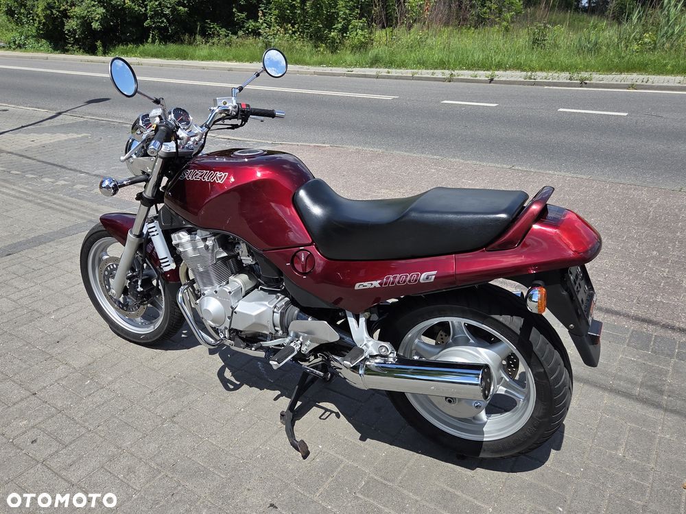 Suzuki GSX - 30