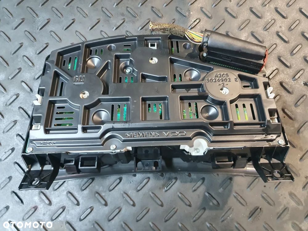 Licznik Opel Astra H 1.9 CDTI 13216684 ZAFIRA B EUROPA DEMONTAŻ - 9