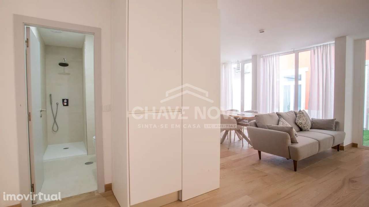 Apartamento T2 no Centro Histórico do Porto – 107m² com Jardim Privado - Grande imagem: 4/24