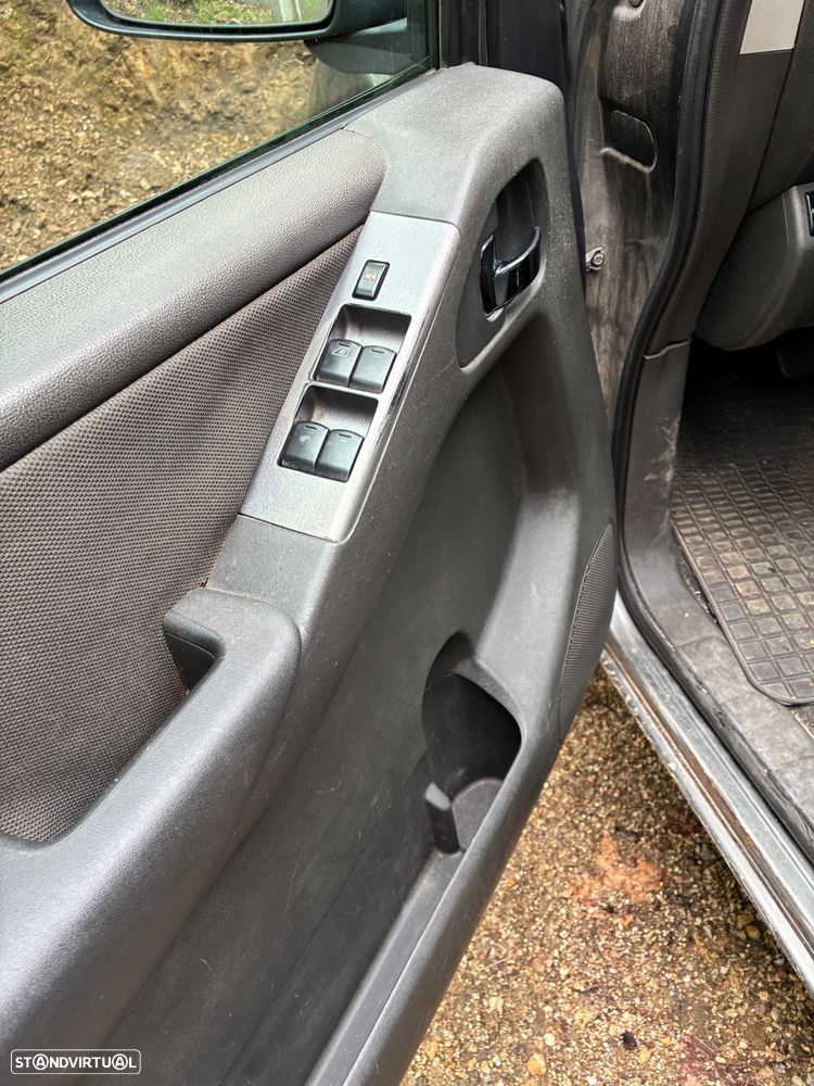 Nissan Pathfinder - 14