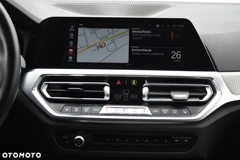 BMW Seria 3 320d xDrive Edition M Sport Shadow - 12