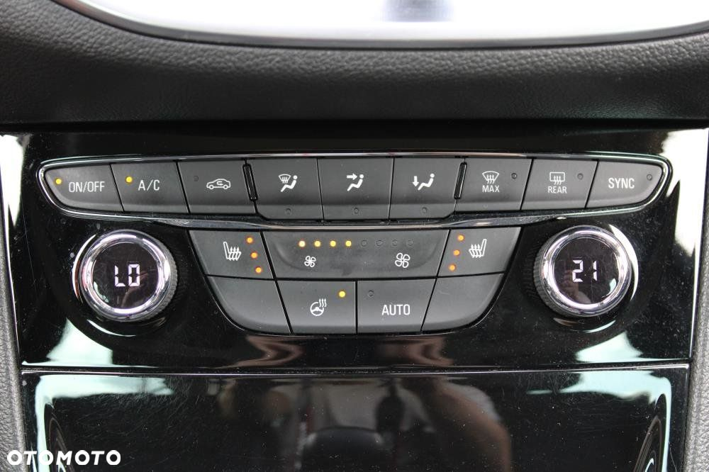 Opel Astra - 25