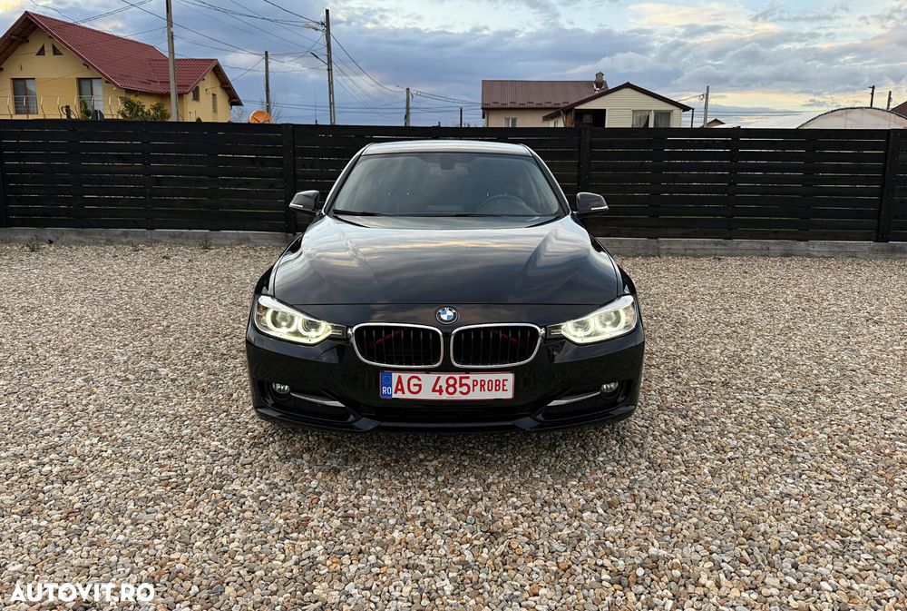 BMW Seria 3 320d Aut. Sport Line - 2
