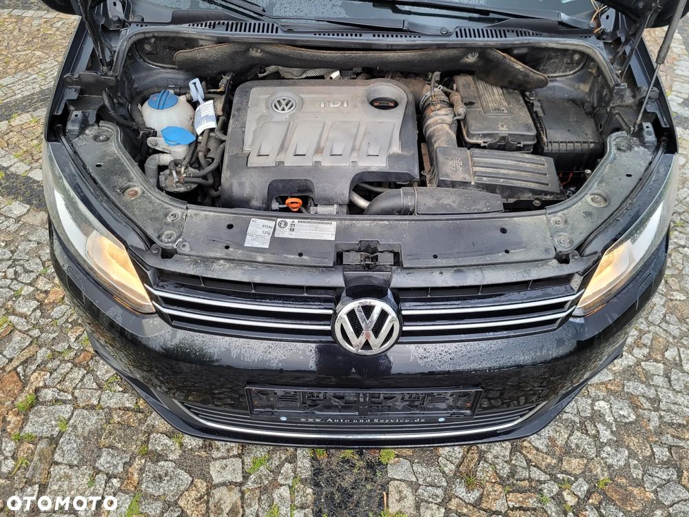 Volkswagen Touran 2.0 TDI DPF MATCH - 39