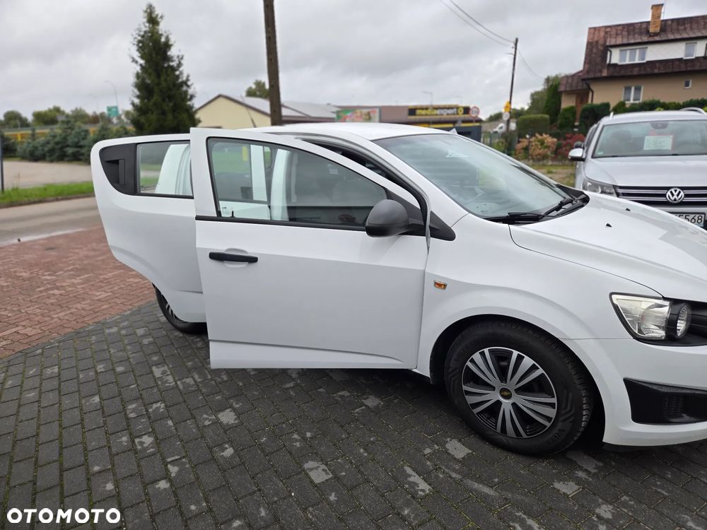 Chevrolet Aveo 1.2 LS - 6