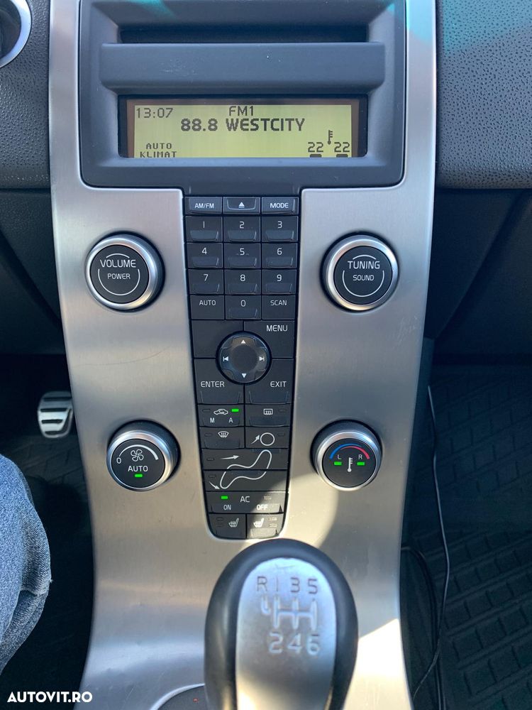 Volvo V50 2.0 D Momentum - 5