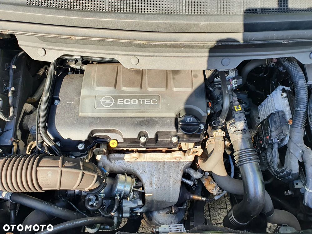 Opel Zafira Tourer 1.4 Turbo Active - 26