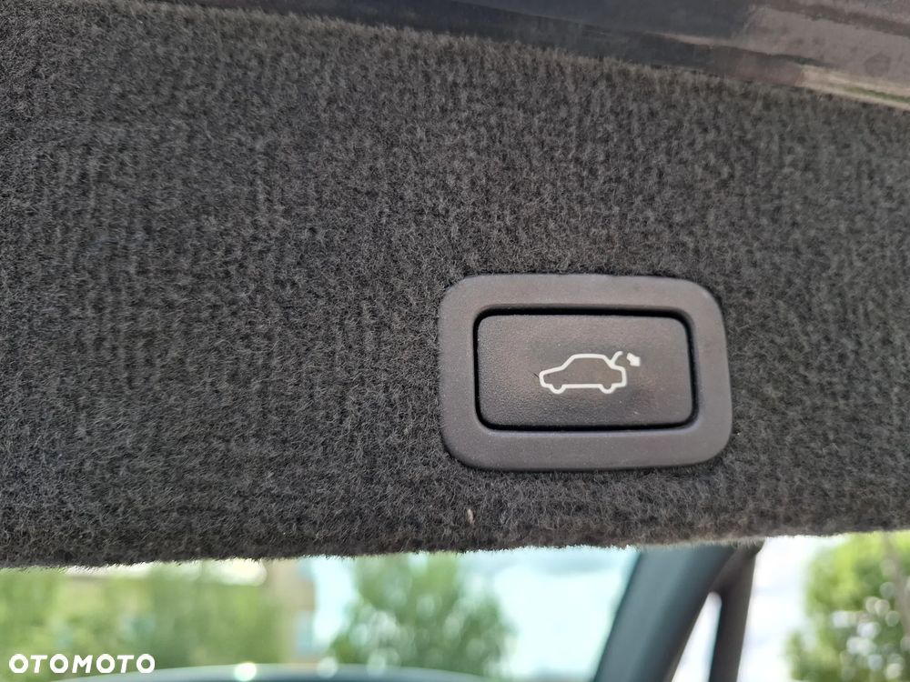 Volvo XC 60 DRIVe Momentum - 26