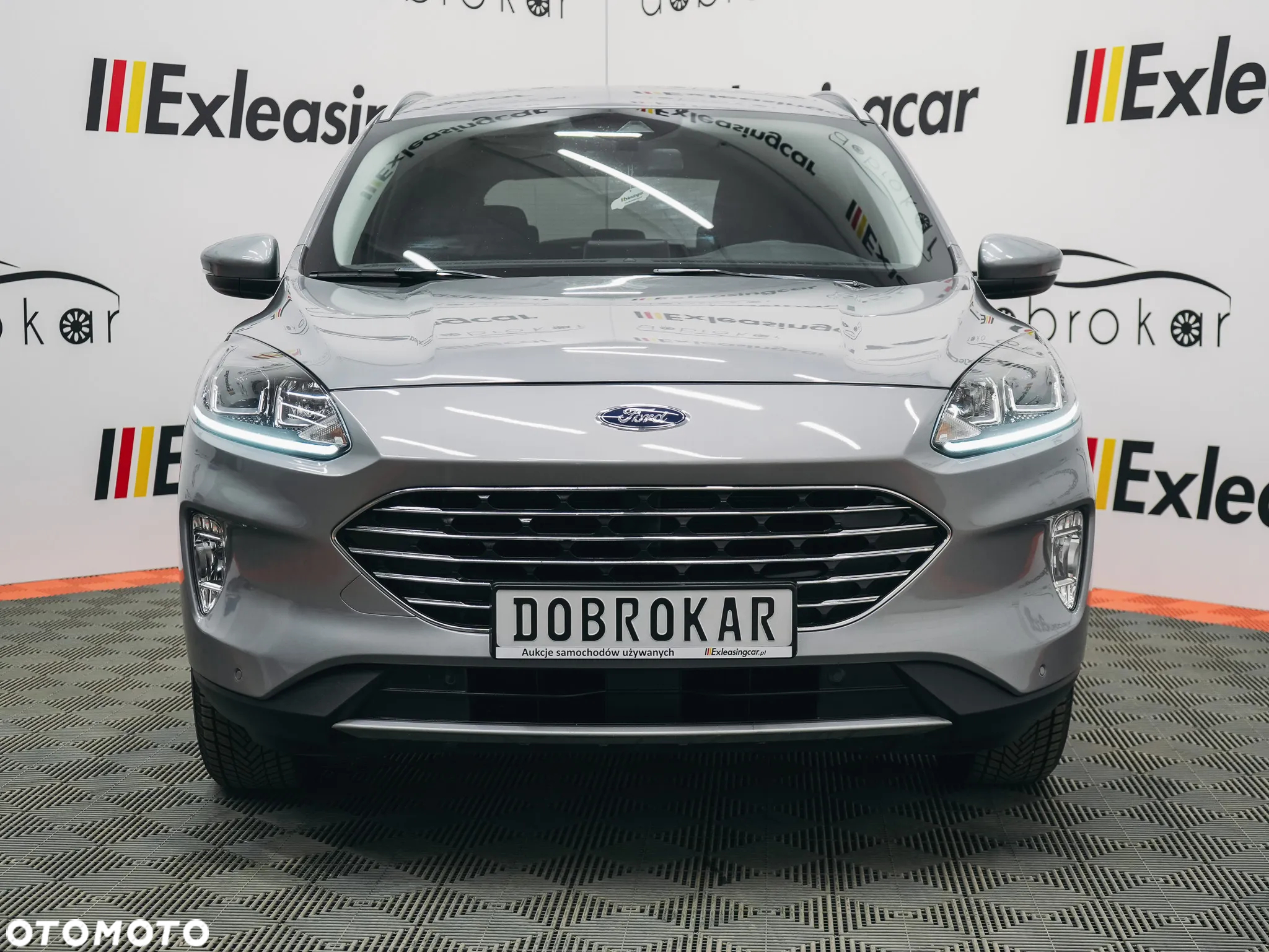 Ford Kuga 2.5P PHEV FWD Titanium - 4