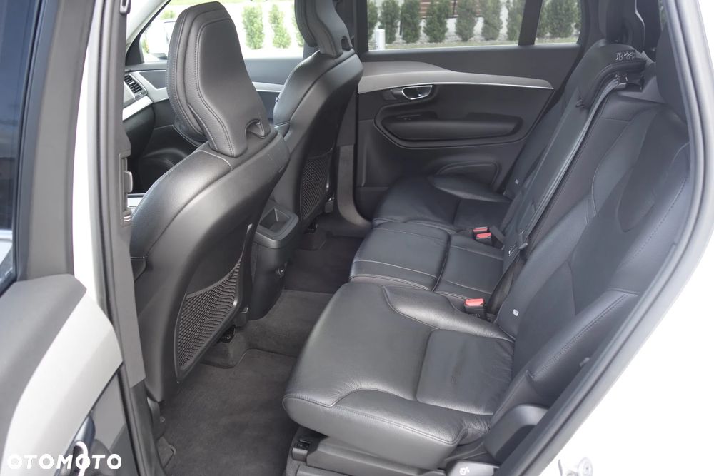 Volvo XC 90 B5 D AWD Momentum 7os - 15