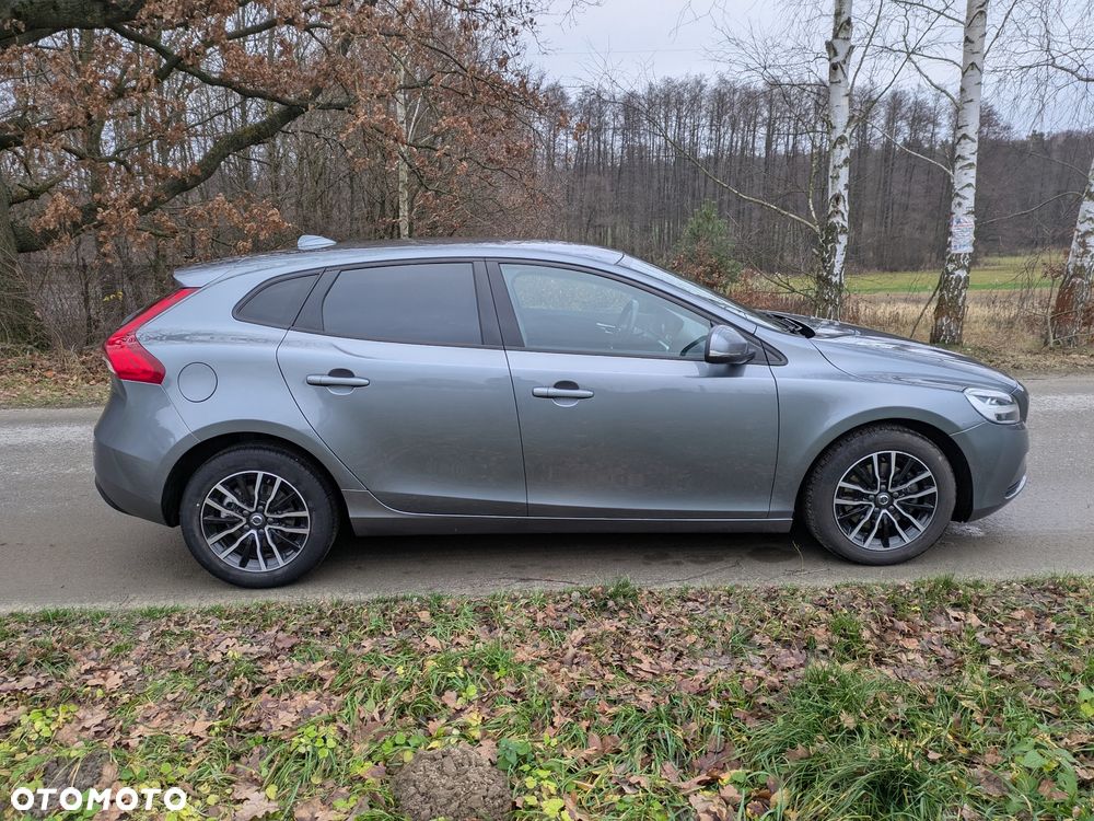 Volvo V40 T2 - 6