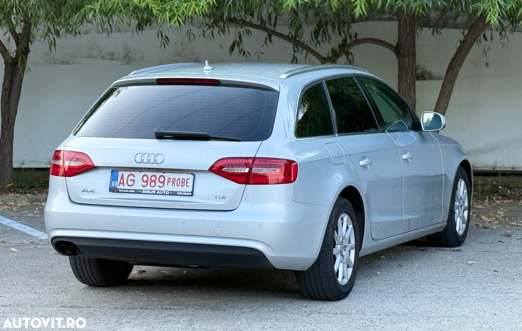 Audi A4 Avant 2.0 TDI DPF Attraction - 8