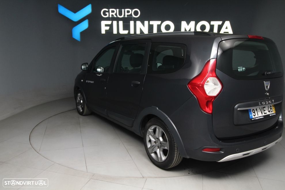 Dacia Lodgy 1.5 dCi Stepway 7L - 4