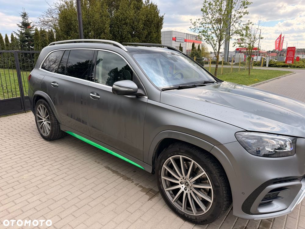 Mercedes-Benz GLS - 2