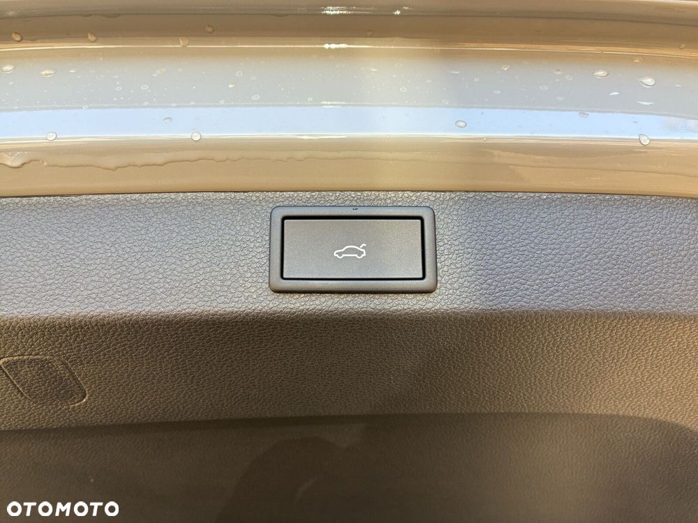Skoda Karoq 2.0 TDI SCR 4x2 Sportline DSG - 30