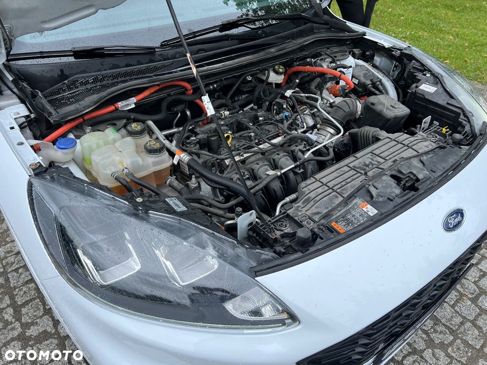 Ford Kuga 2.5 Duratec FHEV ST-LINE - 38