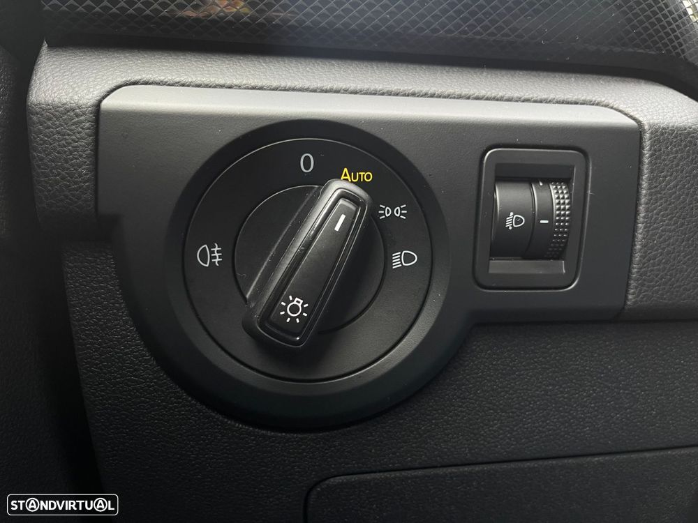 VW T-Cross 1.0 TSI Urban - 36