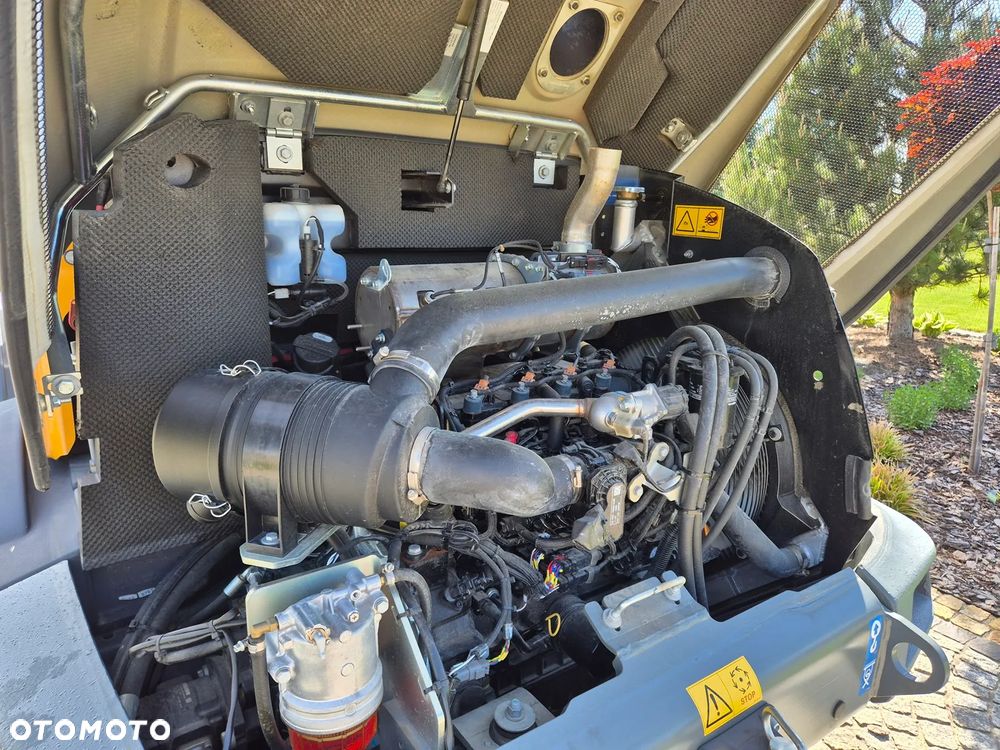 Liebherr 504 COMPACT - 19