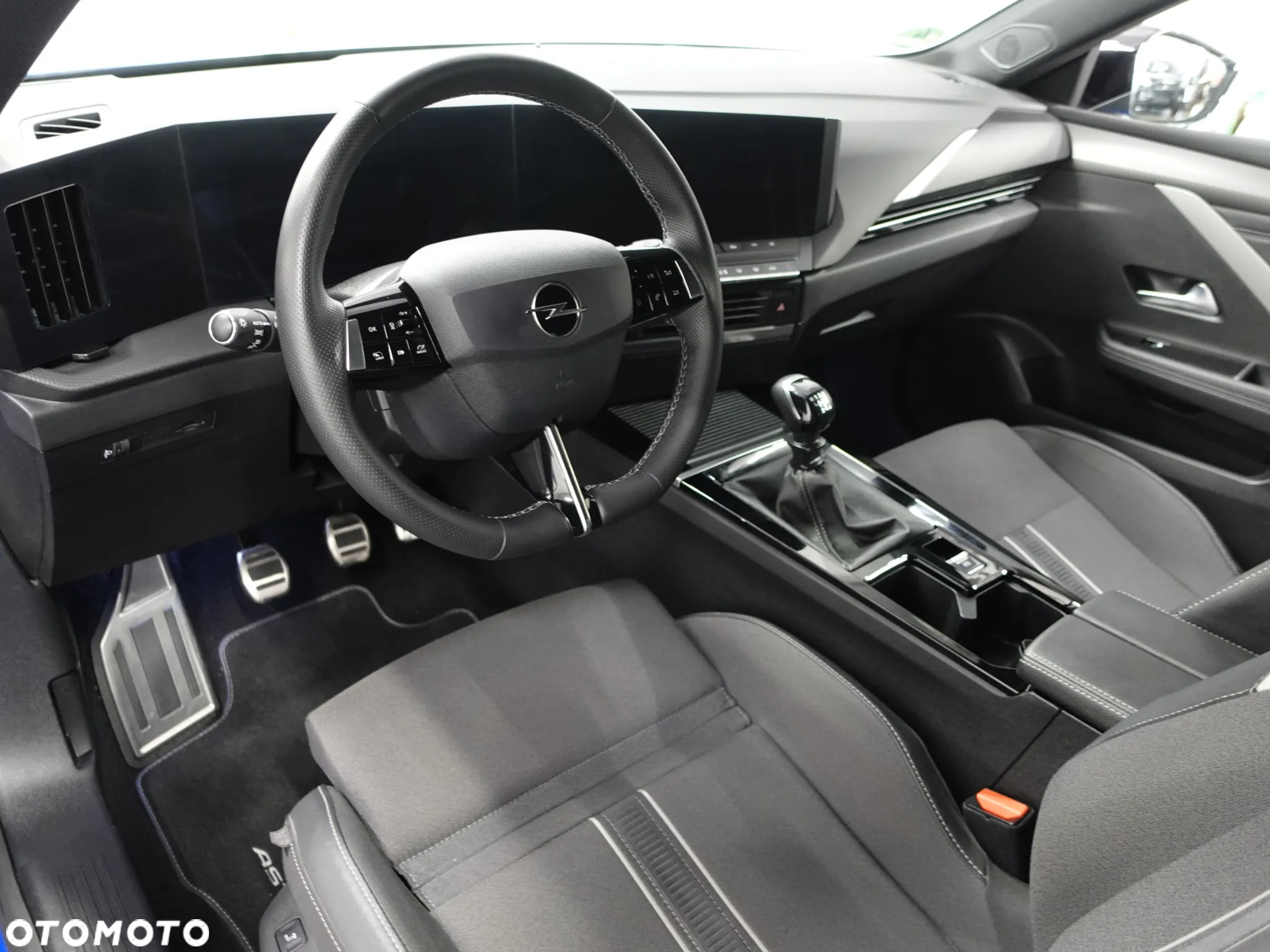 Opel Astra 1.2 Turbo GS Line - 19