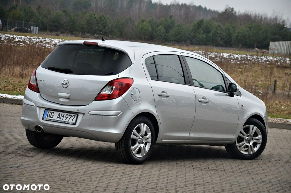Opel Corsa - 10