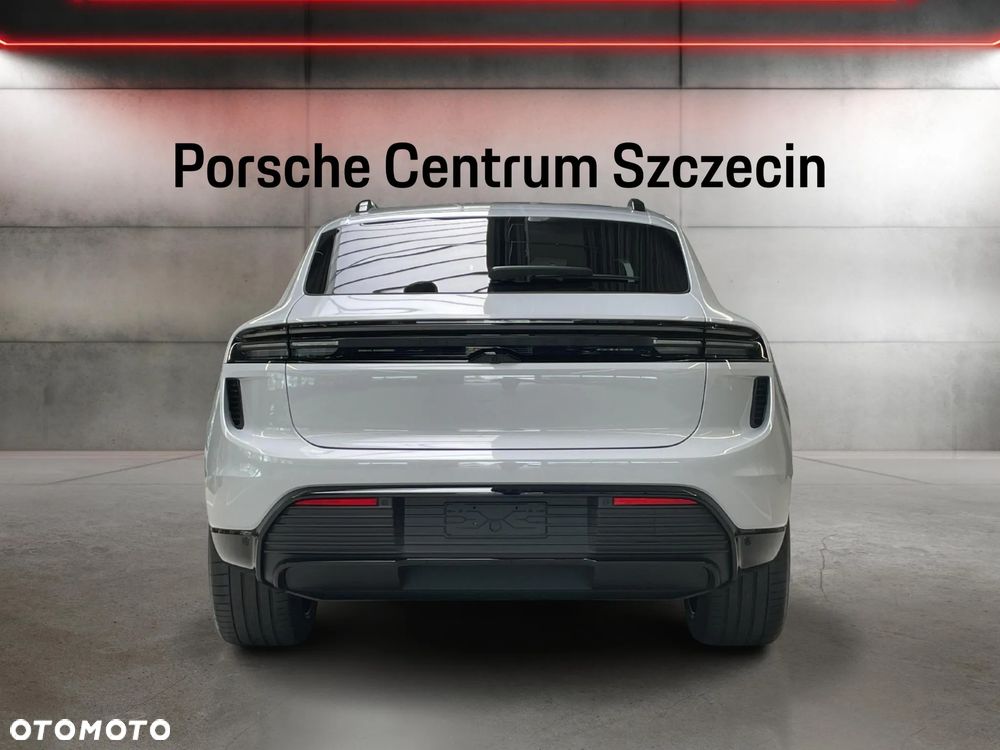 Porsche Macan - 4