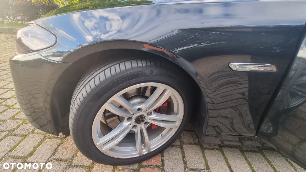 BMW Seria 5 525d - 20