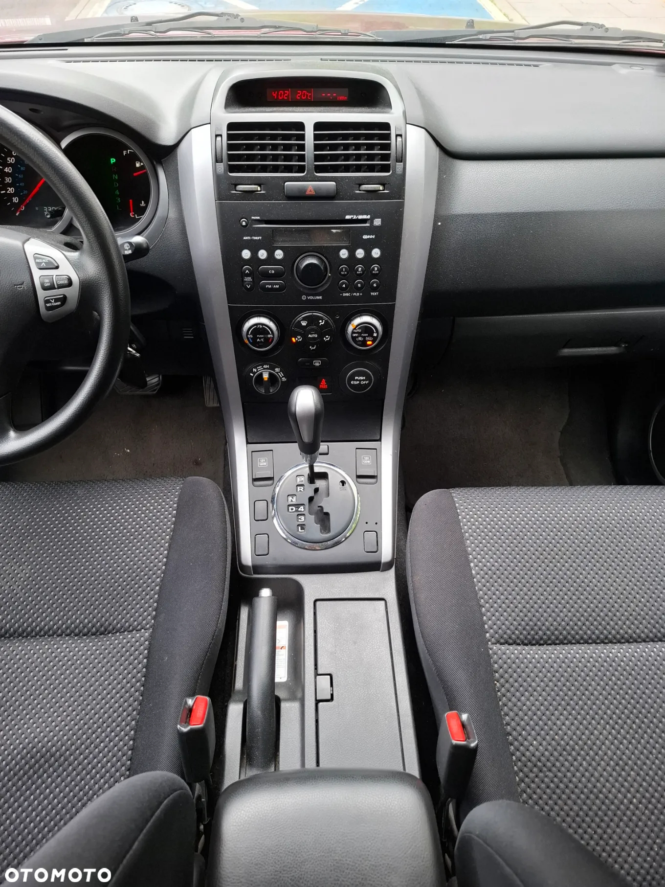 Suzuki Grand Vitara 2.7 V6 - 12