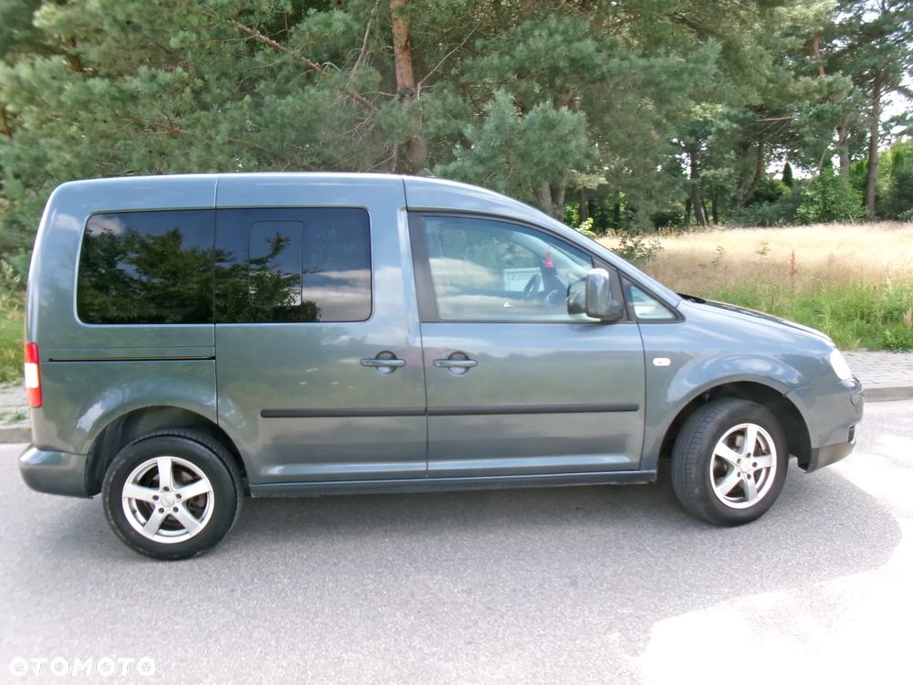 Volkswagen Caddy Life DSG - 4