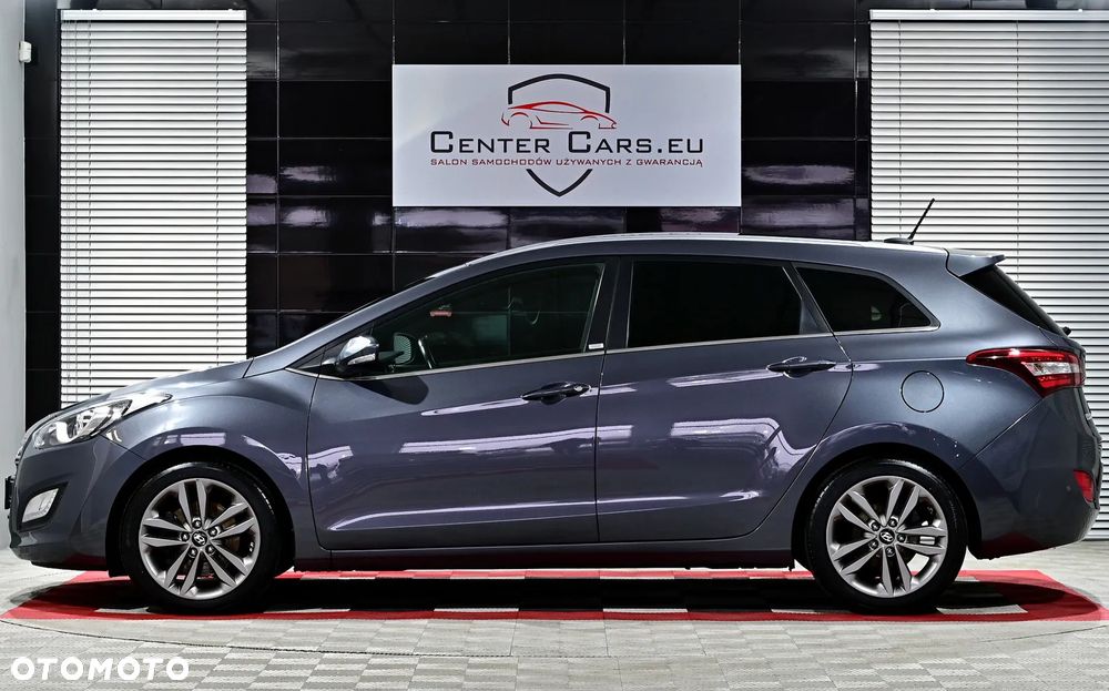 Hyundai i30 blue Kombi 1.6 CRDi DCT Passion - 17