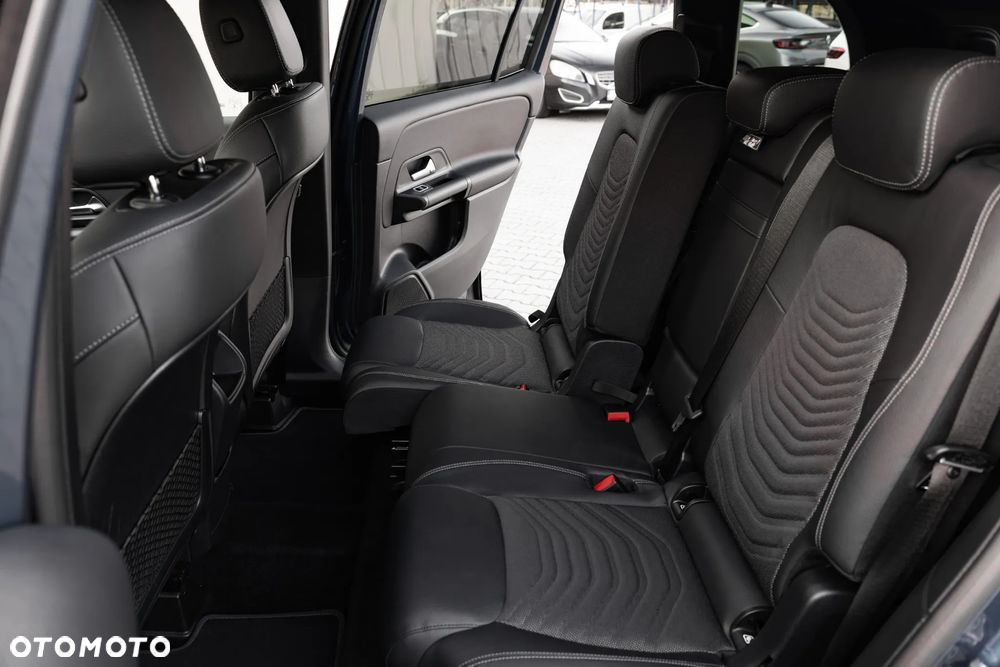Mercedes-Benz GLB 200 Style 7G-DCT - 25