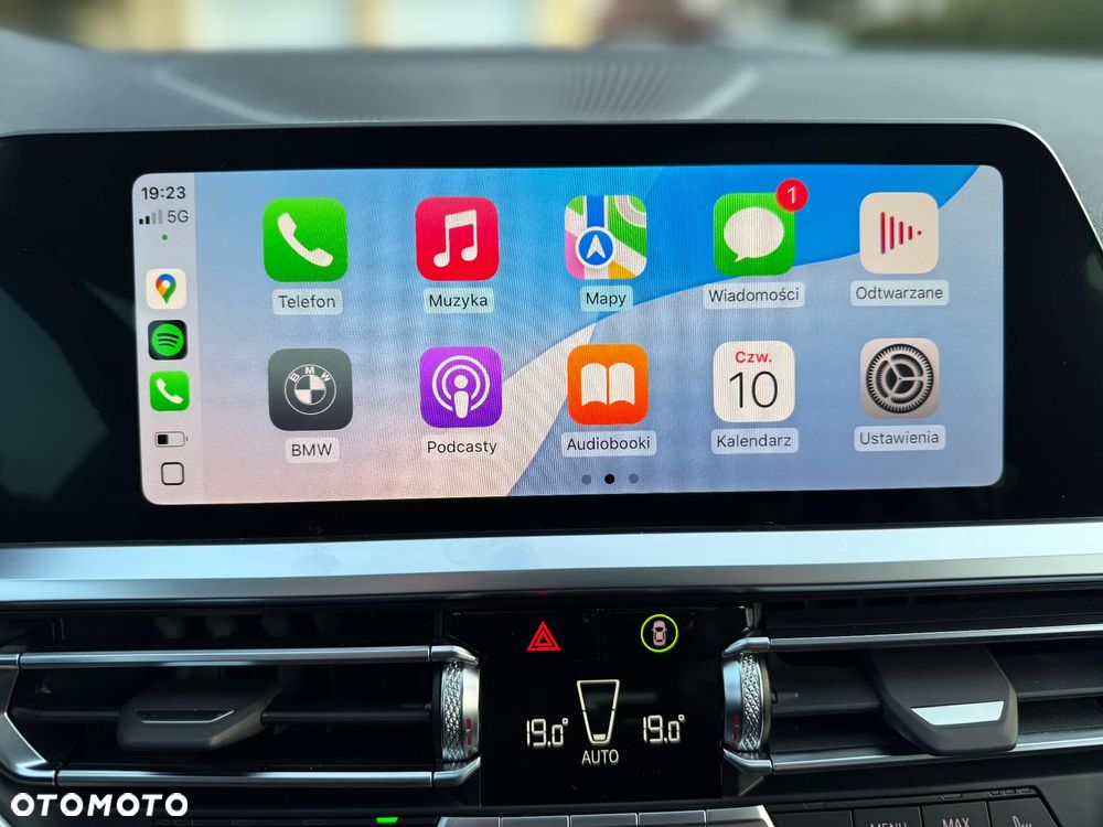 BMW Seria 3 320d xDrive Luxury Line sport - 37