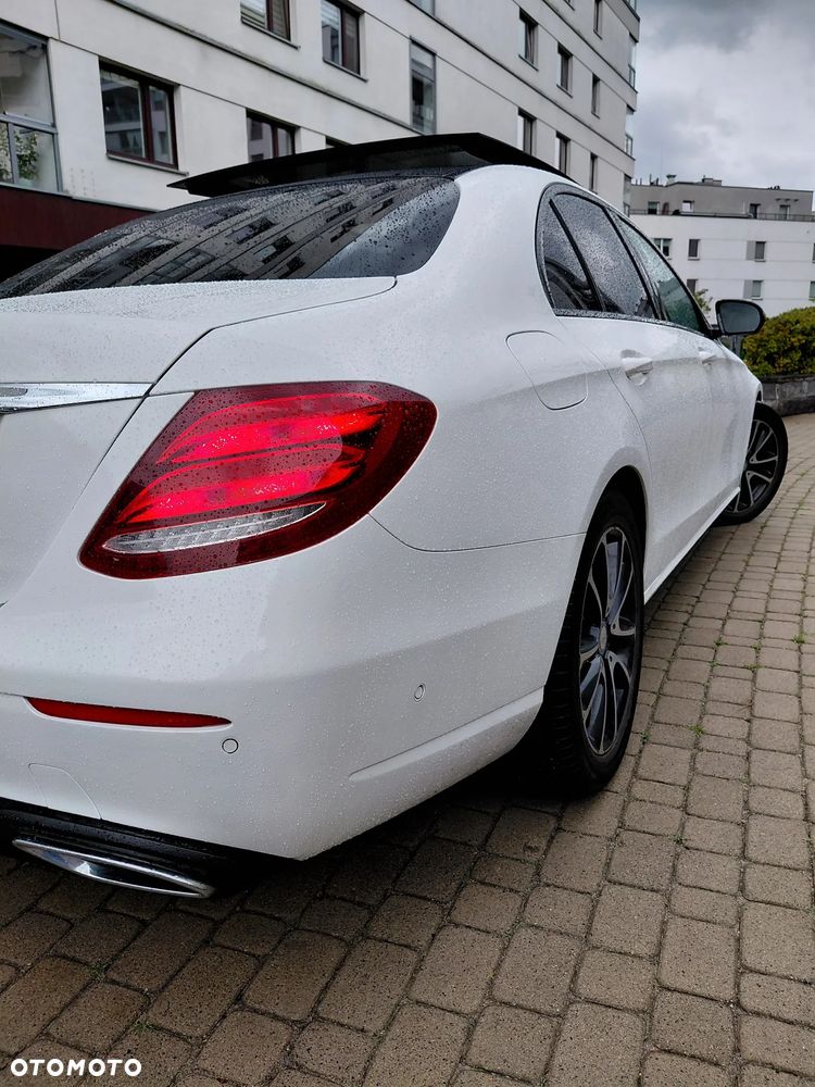 Mercedes-Benz Klasa E 220 d 9G-TRONIC - 2