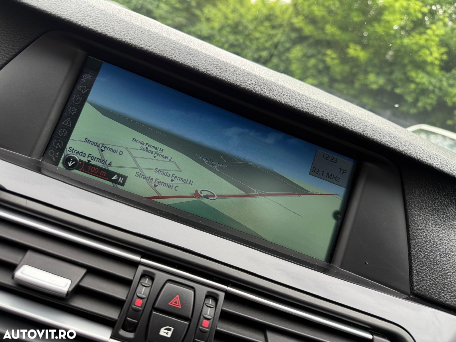 BMW Seria 5 530d xDrive Aut. - 16