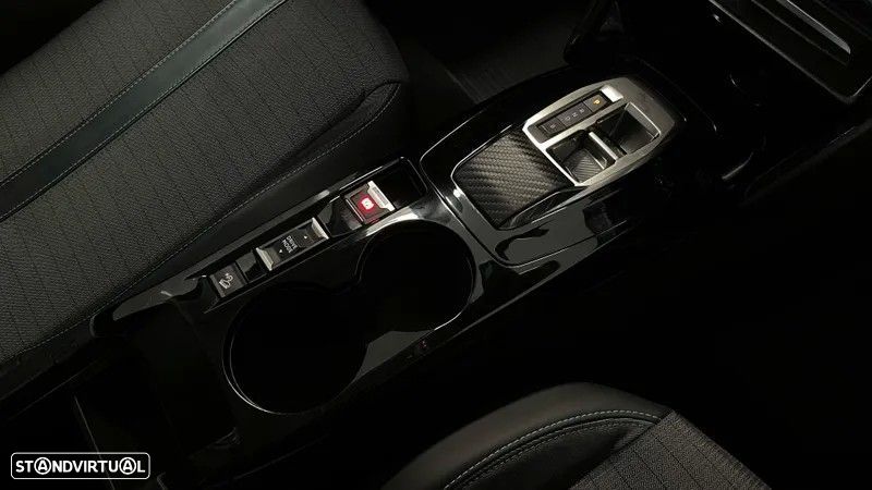Peugeot e-2008 50 kWh Allure - 39