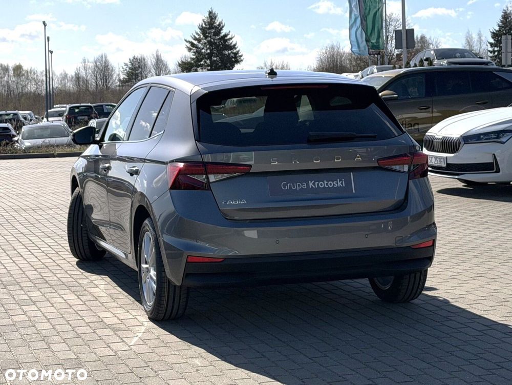 Skoda Fabia 1.0 TSI Selection DSG - 7