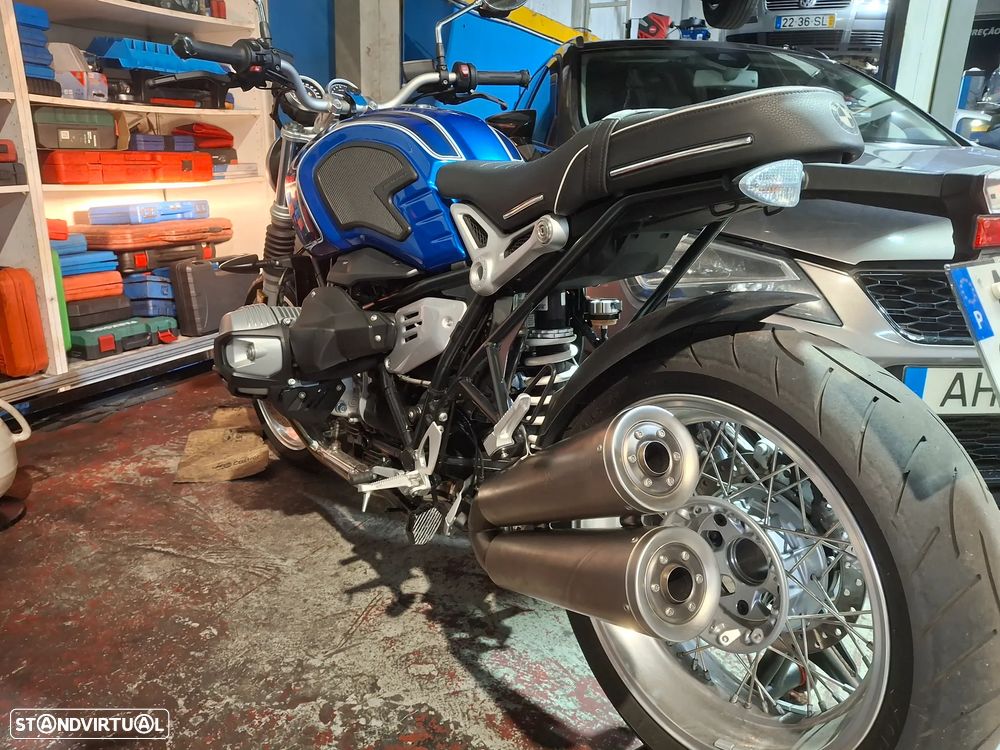BMW R nineT 50th anniversary - 3