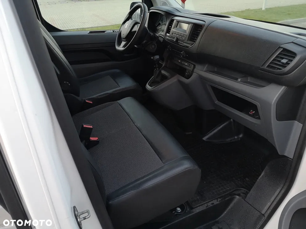 Peugeot Expert L2H1 - 12