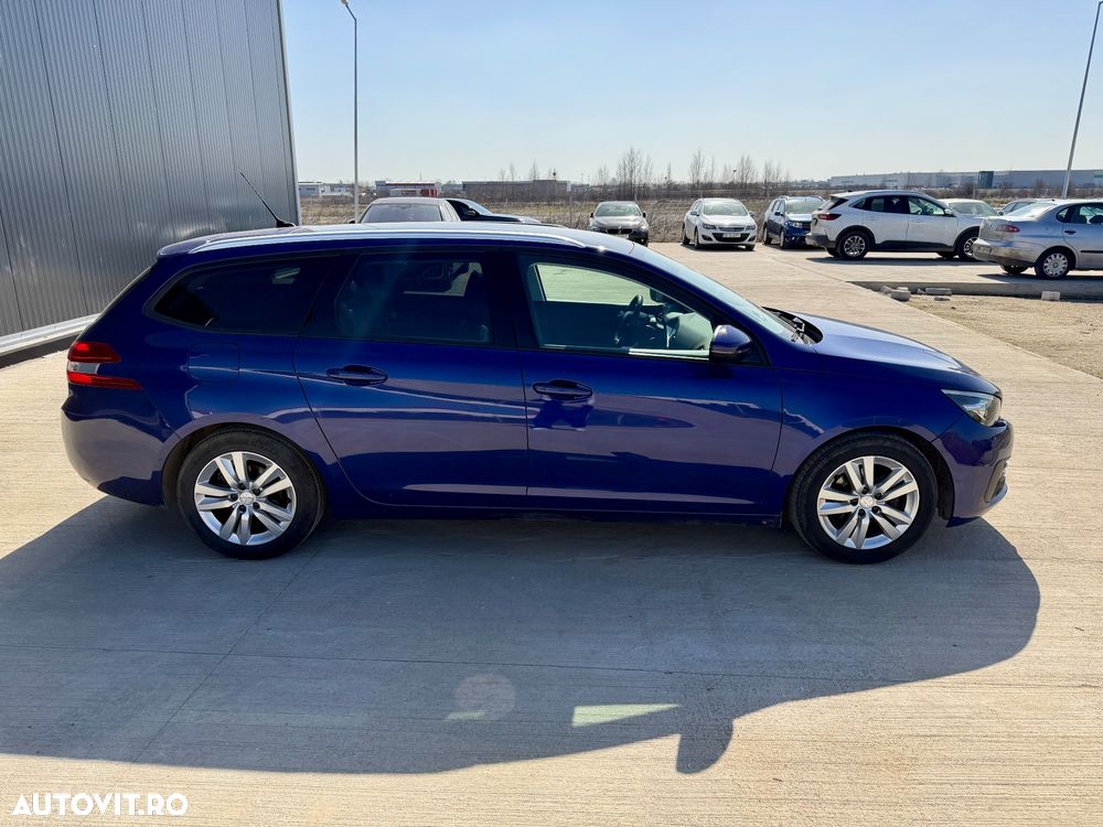 Peugeot 308 PureTech 130 GPF Stop & Start Allure Pack - 3