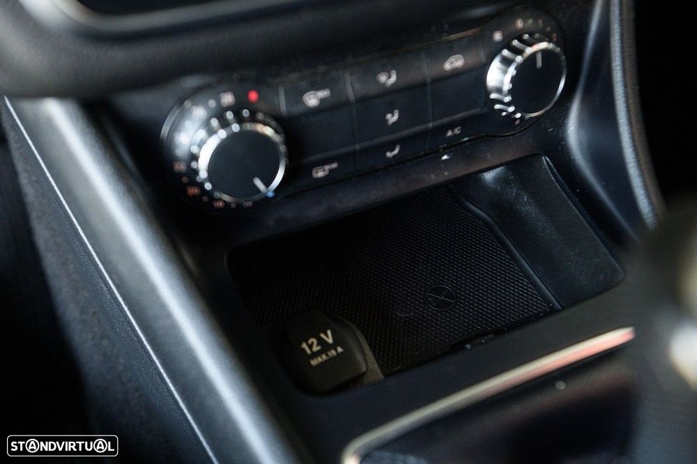 Mercedes-Benz CLA 180 d Shooting Brake Urban - 38