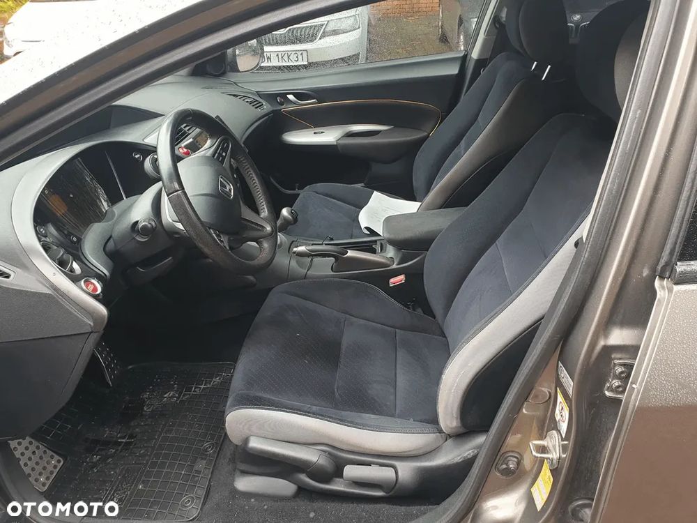 Honda Civic - 9