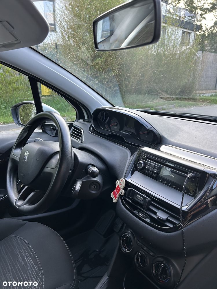 Peugeot 208 HDi 68 Access - 12