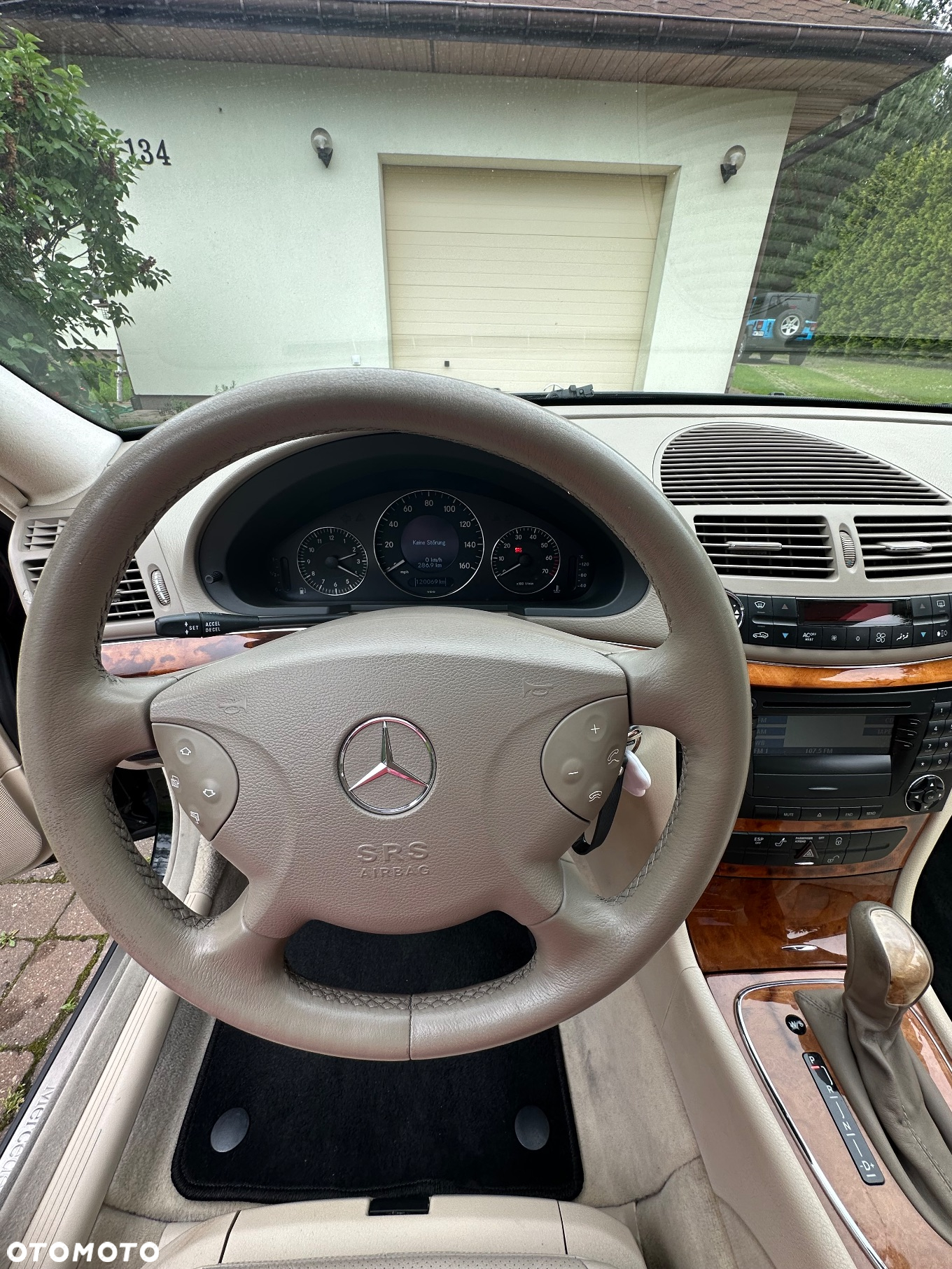 Mercedes-Benz Klasa E - 19