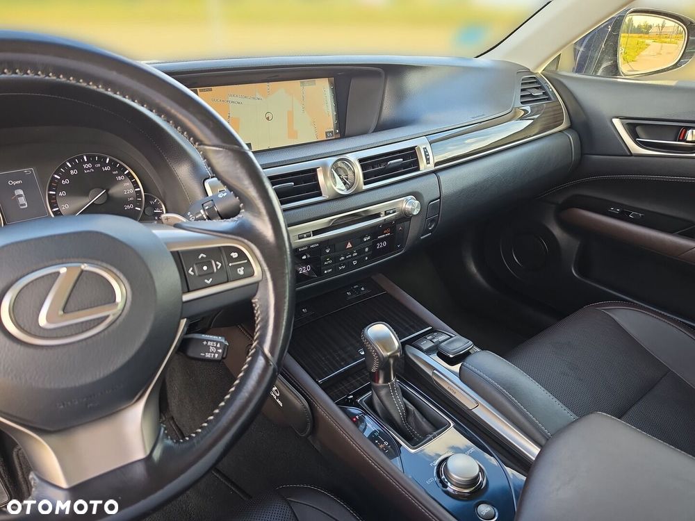 Lexus GS - 23