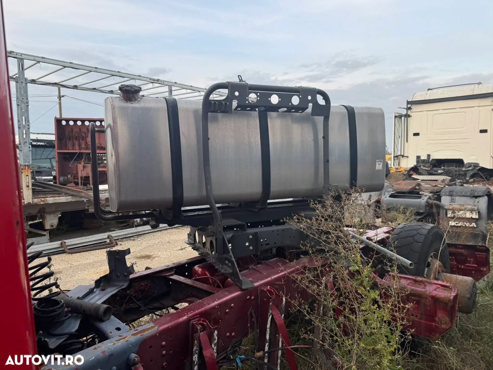 Rezervor Camion pentru montaj deasupra sasiului NOU Aluminiu - 6
