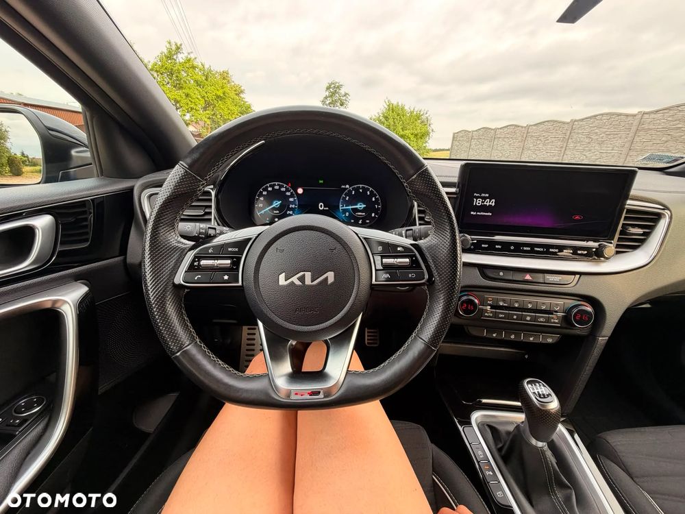 Kia ProCeed - 19