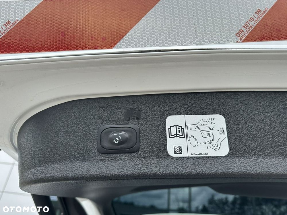 Ford Kuga 1.5 EcoBoost 2x4 ST-Line - 32